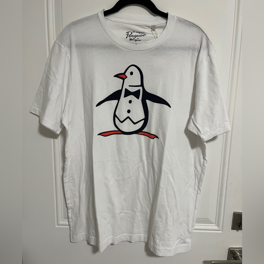 NWT - Original Penguin Men’s Penguin Print T Shirt - Size L